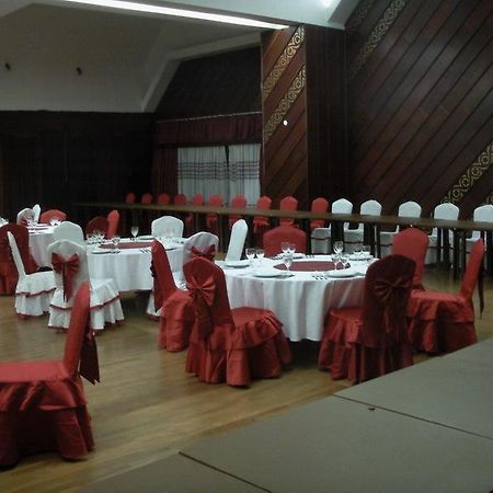 Hotel Grand Cetinje Kültér fotó