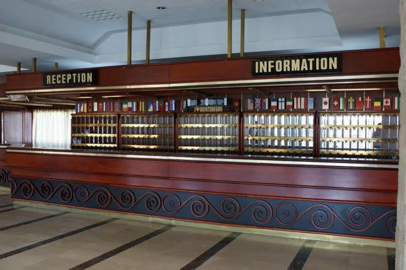Hotel Grand Cetinje Beltér fotó